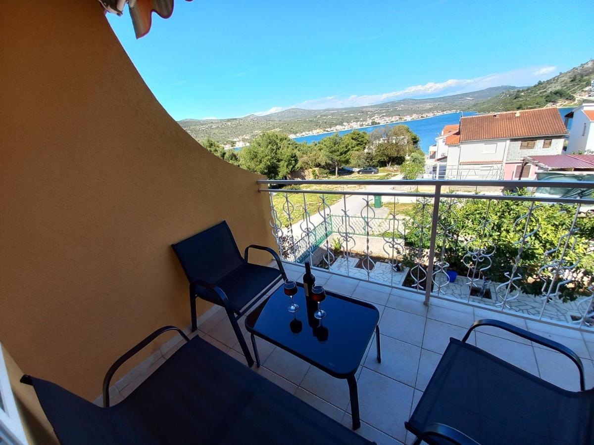 Apartments Toni Rogoznica  Bagian luar foto