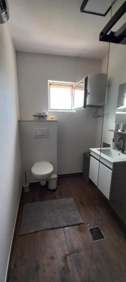 Apartments Toni Rogoznica  Bagian luar foto