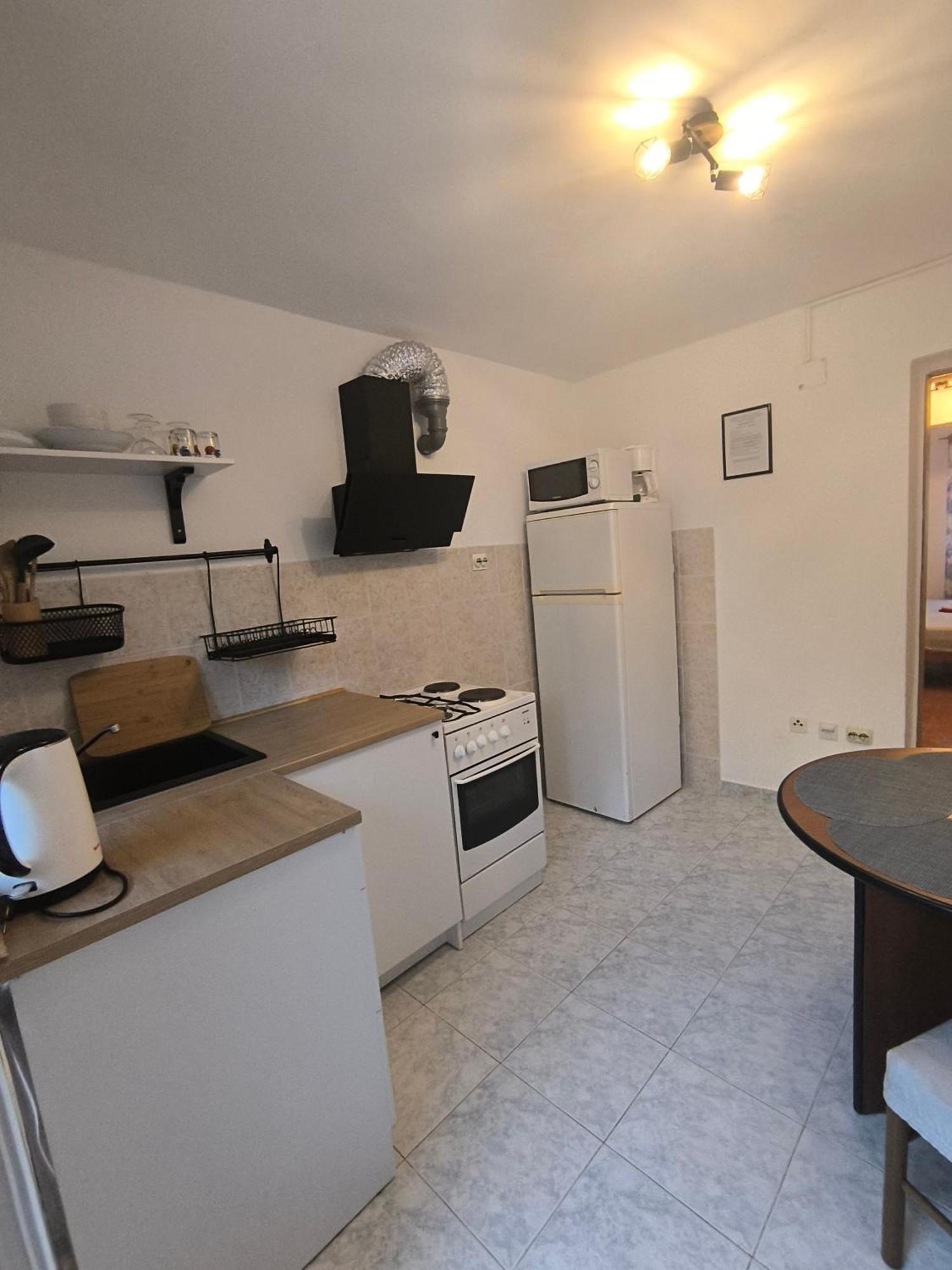Apartments Toni Rogoznica  Bagian luar foto